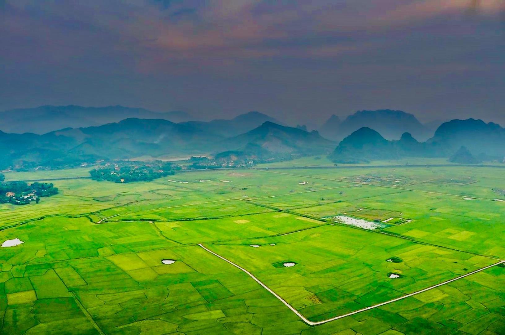 Happy Field Homestay Фонгня Экстерьер фото
