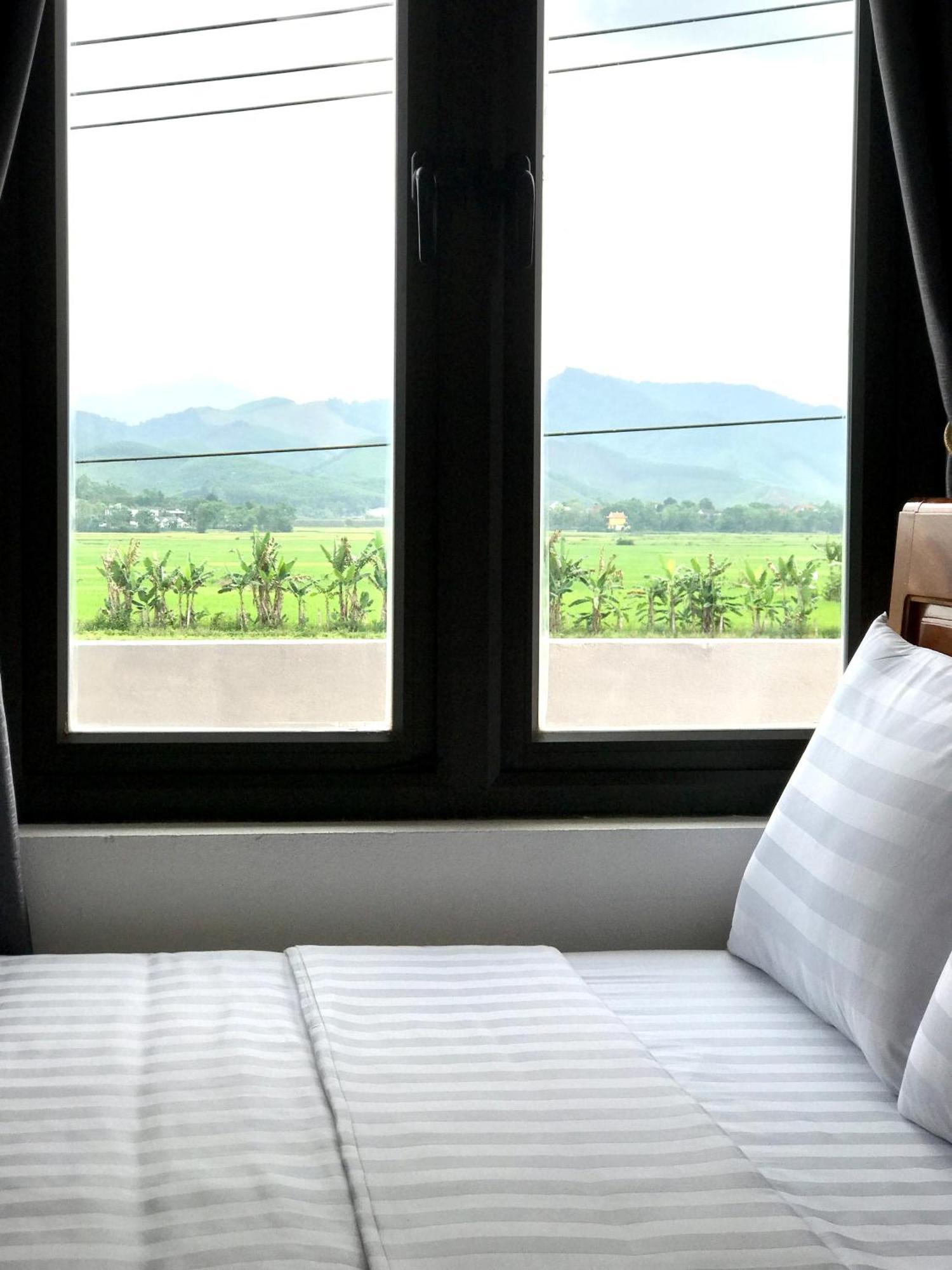 Happy Field Homestay Фонгня Экстерьер фото